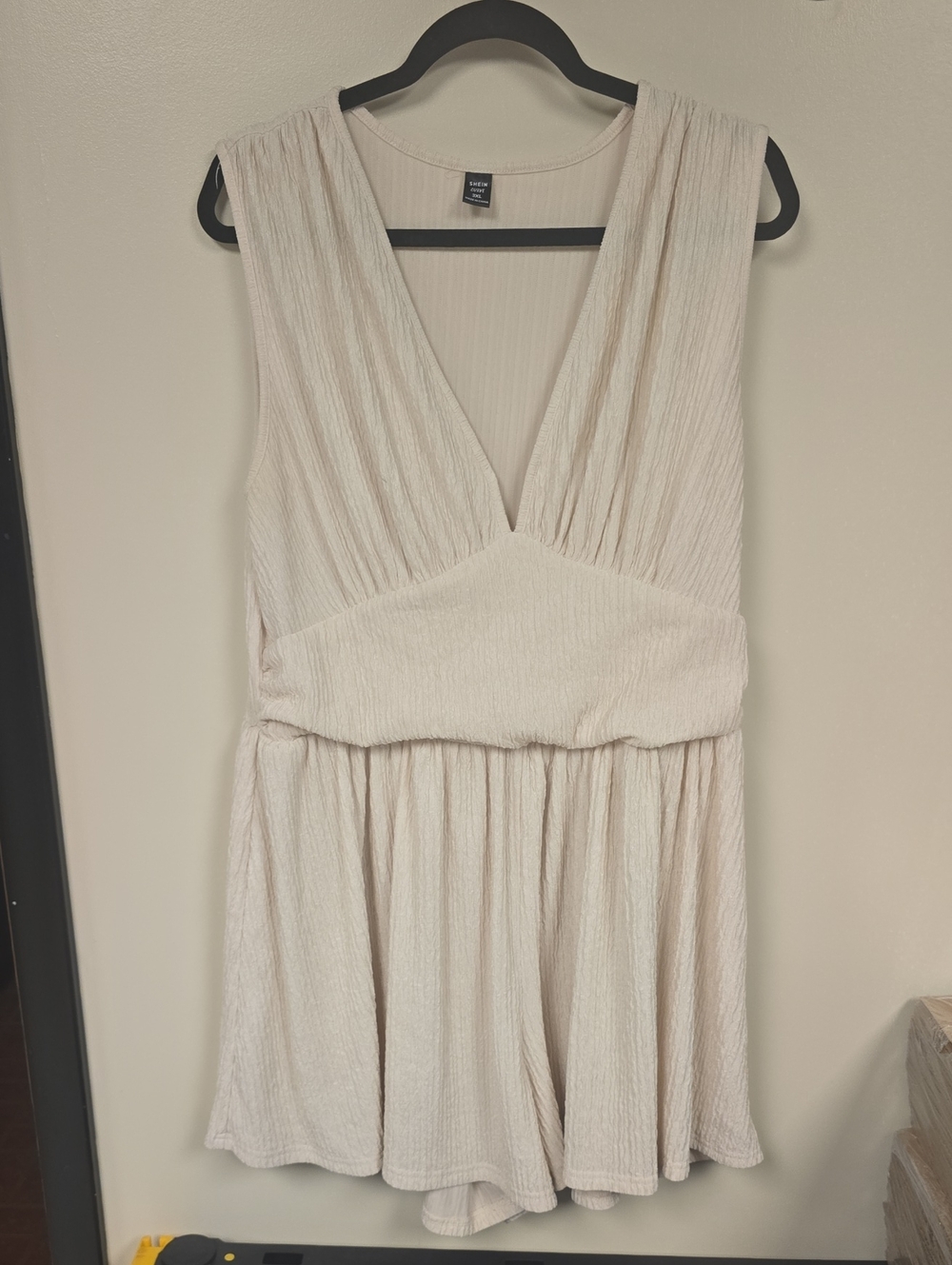 SHEIN Cream Sleeveless Plunge V-Neck Jumpsuit Romper
